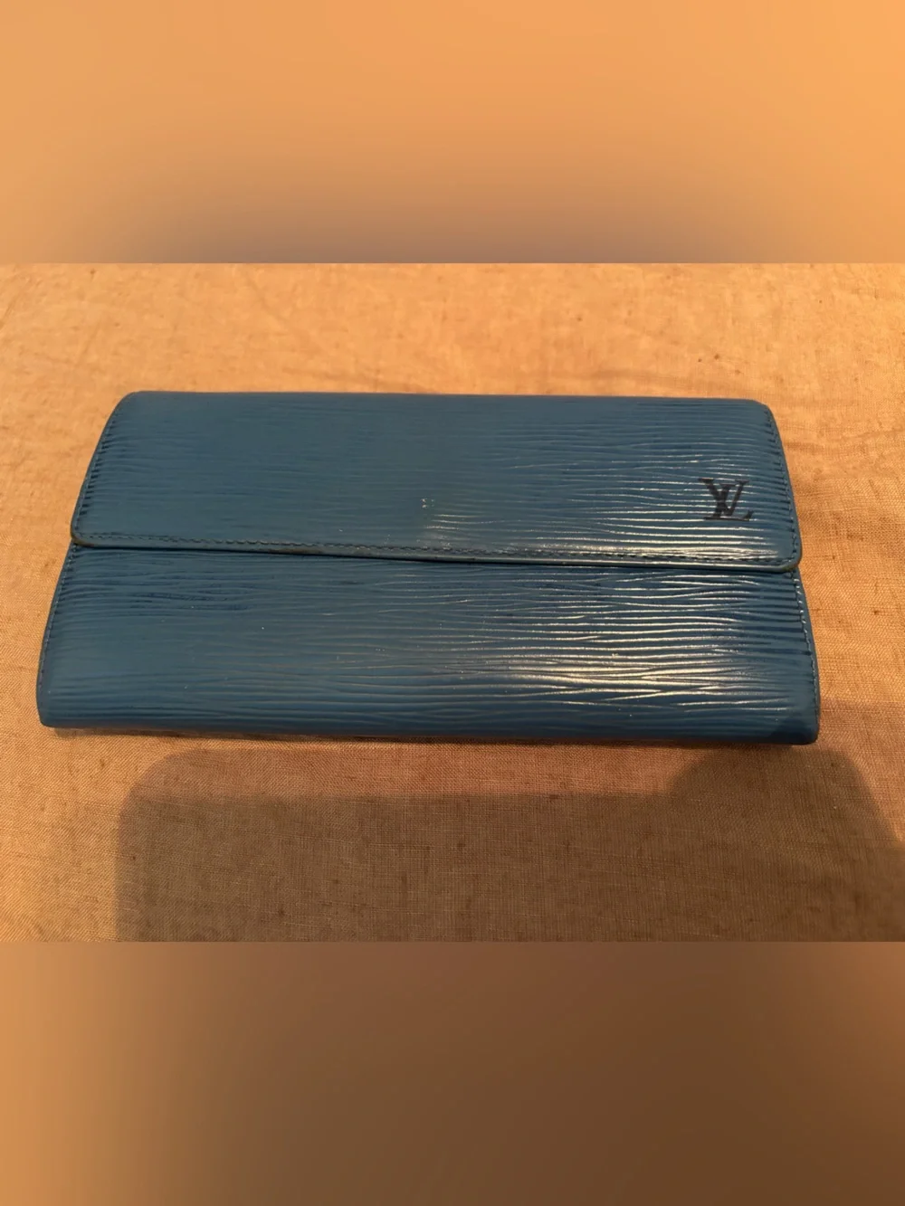 Vintage Louis Vuitton Sarah Wallet – Toledo Blue Epi Leather Long Wallet
